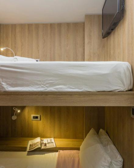 Hotel Loc Hospitality Urban Den à Corfu  Extérieur photo